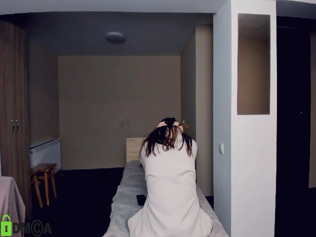 Live sex webcam photo for VellaB #255907762