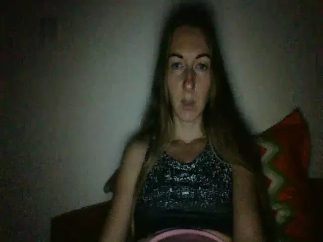 Live sex webcam photo for CheelyWilly #262796197