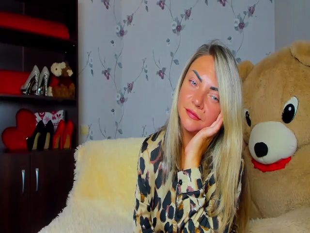 Live sex webcam photo for Alisa_Sims #263994259