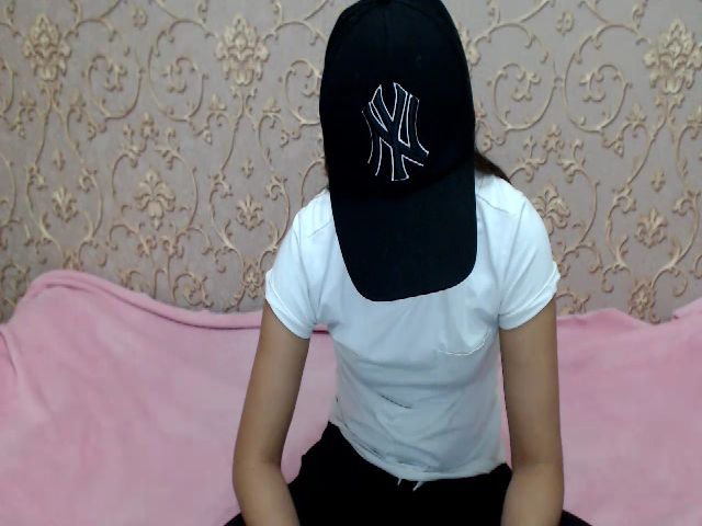 Live sex webcam photo for Maki__ #254206361