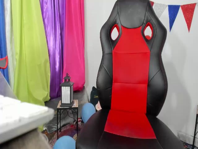 Live sex webcam photo for Velarosa #252754275