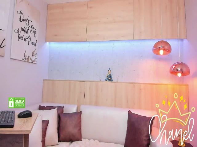 Live sex webcam photo for Chaneladams_ #258644723