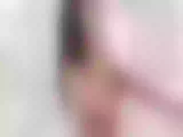 Live sex webcam photo for White_Snow_ #254412949
