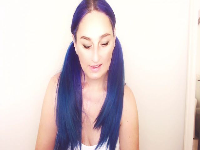 Live sex webcam photo for wetkittycum #257936343