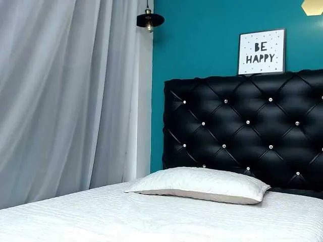 Live sex webcam photo for vanesa-diaz #241170949