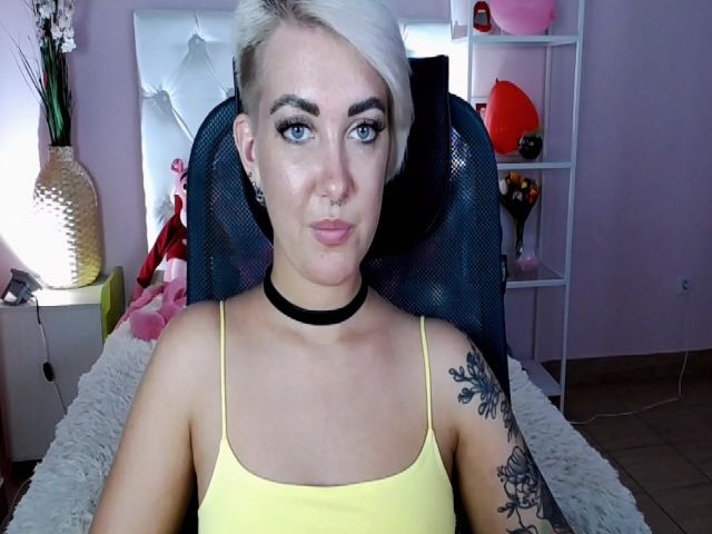Live sex webcam photo for AkioTy #263640117