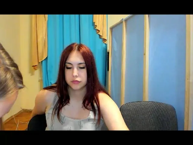 Live sex webcam photo for BeautiAmber #253473703
