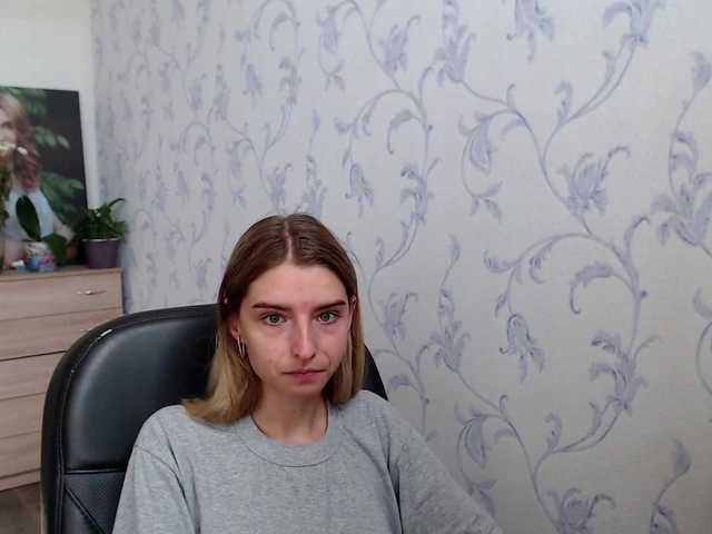 Live sex webcam photo for springibabby #256180334