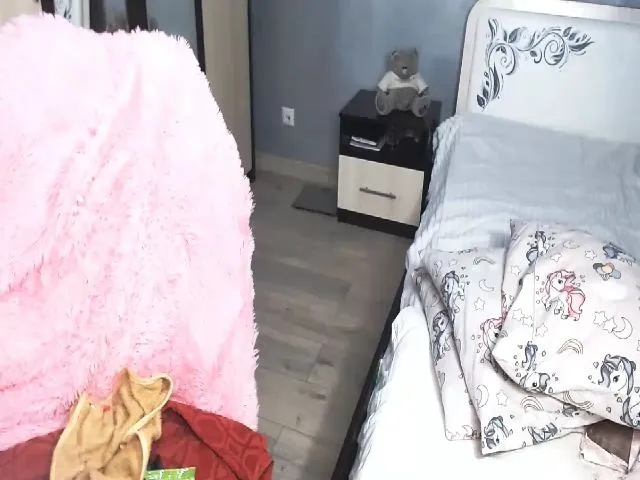 Live sex webcam photo for Ellaquality #254432106