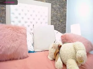 Live sex webcam photo for EllaDavs #251762923