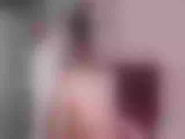 Live sex webcam photo for Sun_kissed1 #263628510