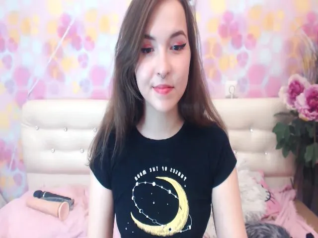 Live sex webcam photo for Nessa_Wild #255275842