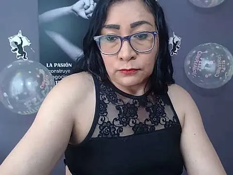 Live sex webcam photo for beautiful_doll #243108444