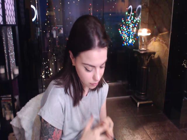 Live sex webcam photo for sunn_o #258048858