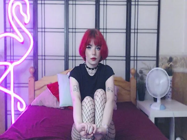 Live sex webcam photo for MinaSanna #261334689