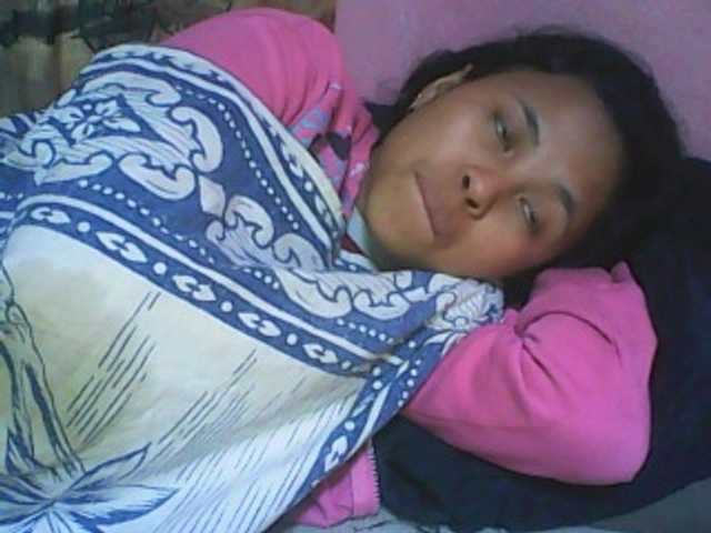 Live sex webcam photo for Asianmimi1 #262751989