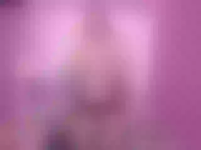Live sex webcam photo for PtiMermaid #258508666