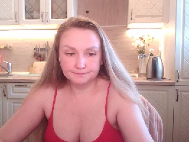 Live sex webcam photo for JaneGrey111 #255547088