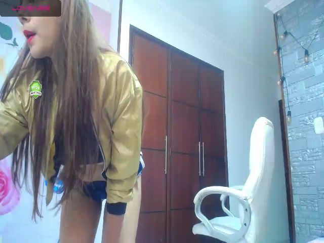 Live sex webcam photo for Tifanny_up #262817826