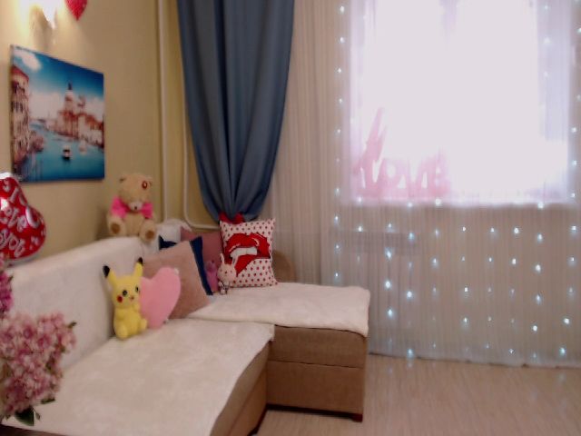 Live sex webcam photo for Magic_Eyes_ #262972200