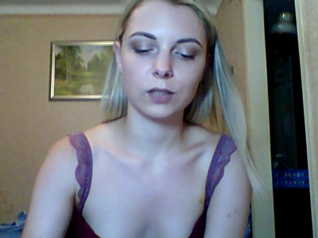 Live sex webcam photo for BreeAngel #252479441