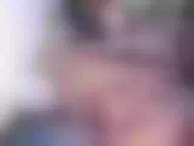 Live sex webcam photo for Mia-4u #251070591