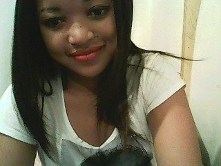 Live sex webcam photo for Roniquelah #240700634