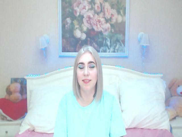 Live sex webcam photo for AmaliaDiva #264603705