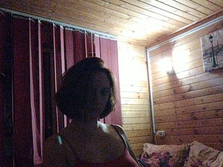 Live sex webcam photo for Yulia-Kiss1 #240830391