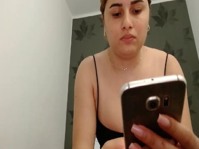 Live sex webcam photo for Charly_jo #252808044