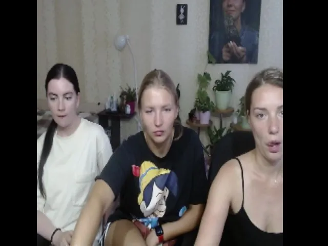 Live sex webcam photo for UrBlack_Kitty #254153590