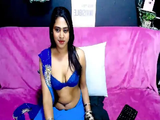 Live sex webcam photo for Indianminx #255889072