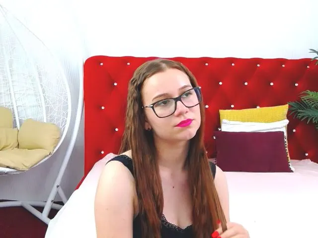 Live sex webcam photo for FreyaMonroe #259157110