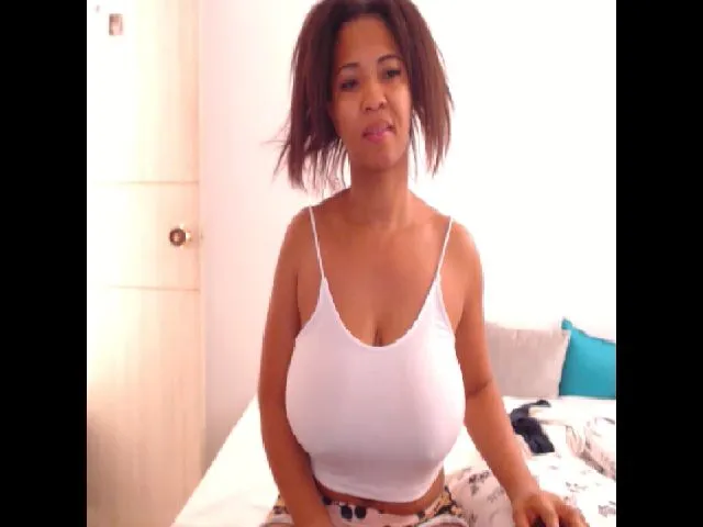 Live sex webcam photo for Angelsaryt #262341727