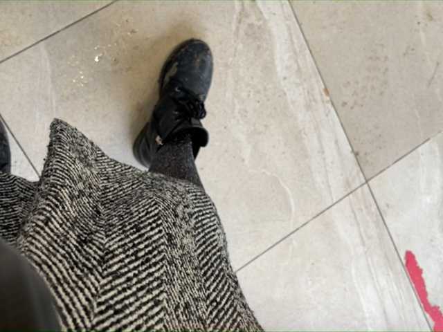 Live sex webcam photo for Lusi19 #241091415