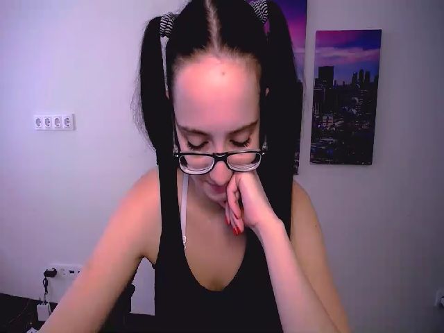 Live sex webcam photo for RebekaJo #263613104