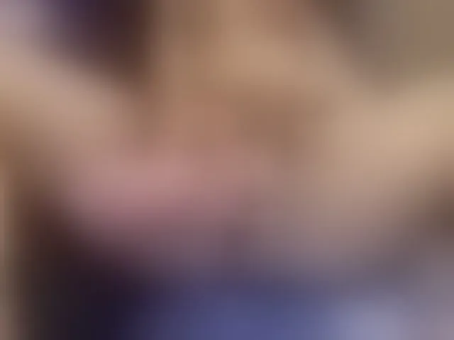 Live sex webcam photo for CandyBurger #260367214
