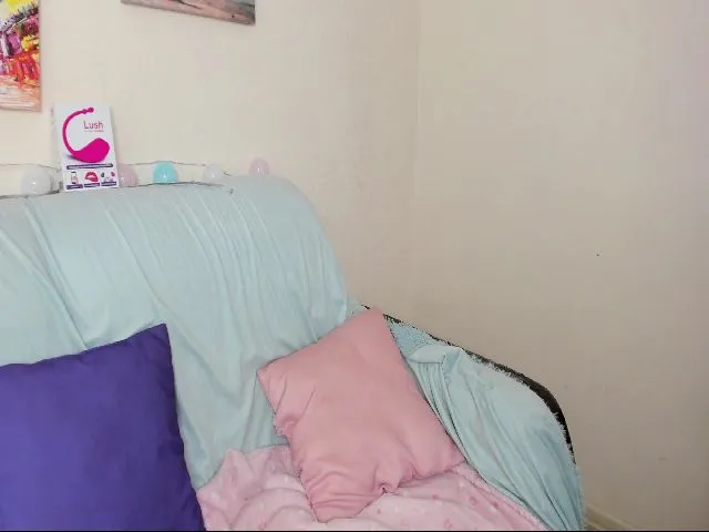 Live sex webcam photo for RubyWalsher #254160319