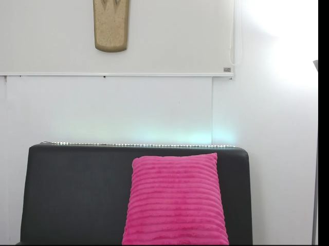 Live sex webcam photo for Arianna_sexyy #260720134