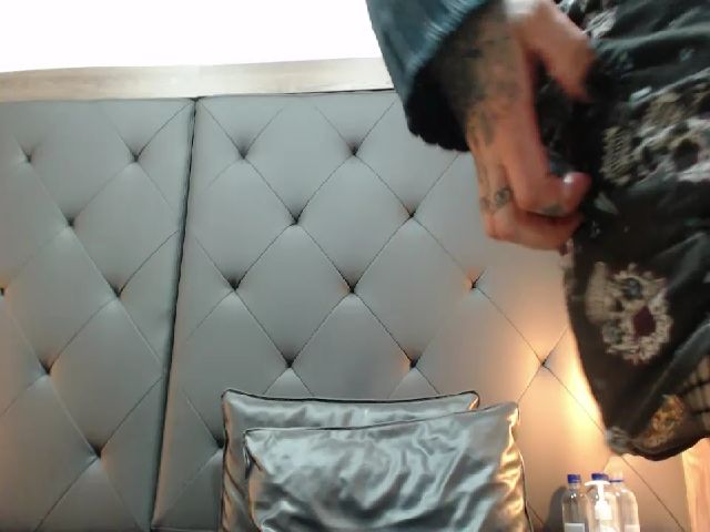 Live sex webcam photo for AnaSaenz #264572052