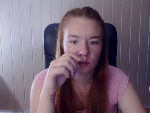 Live sex webcam photo for JiMiola #254073290