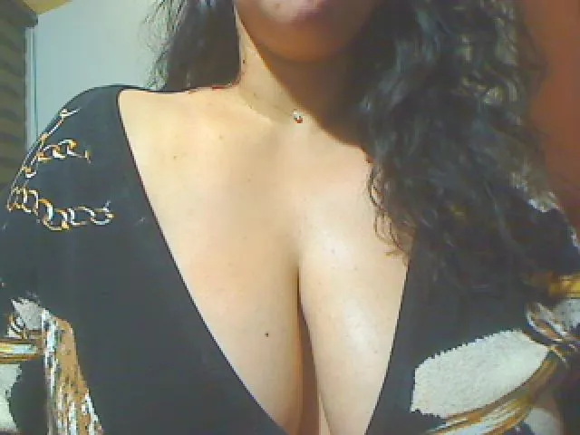 Live sex webcam photo for GIOVANA_SEX #263946802