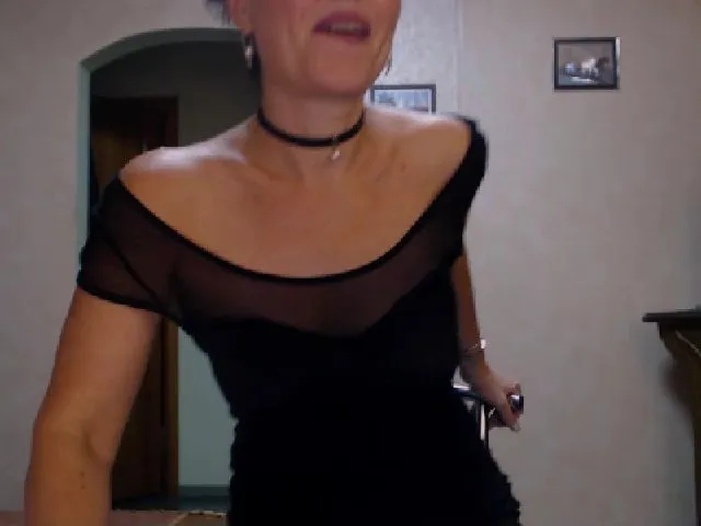 Live sex webcam photo for Elenaza #254616740