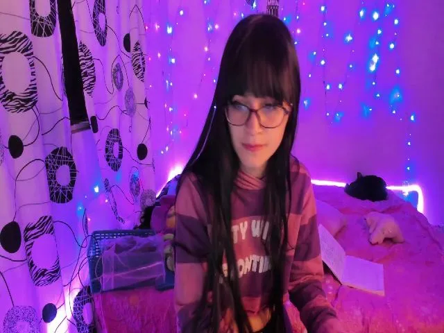 Live sex webcam photo for honeykitty__ #264642209