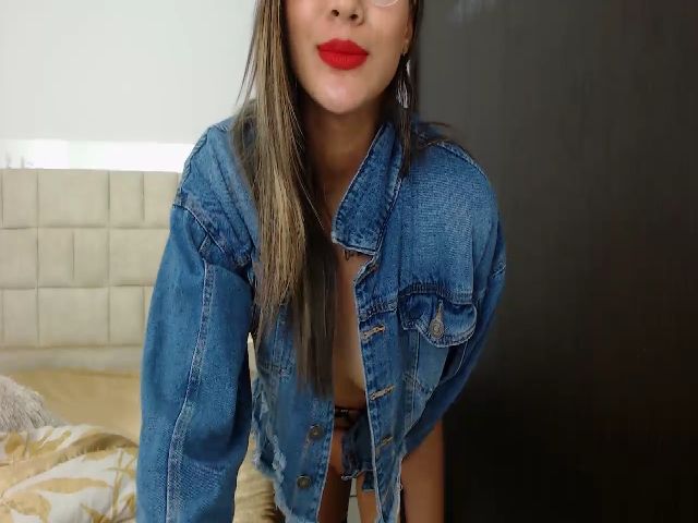 Live sex webcam photo for LexieWilson1 #257294963