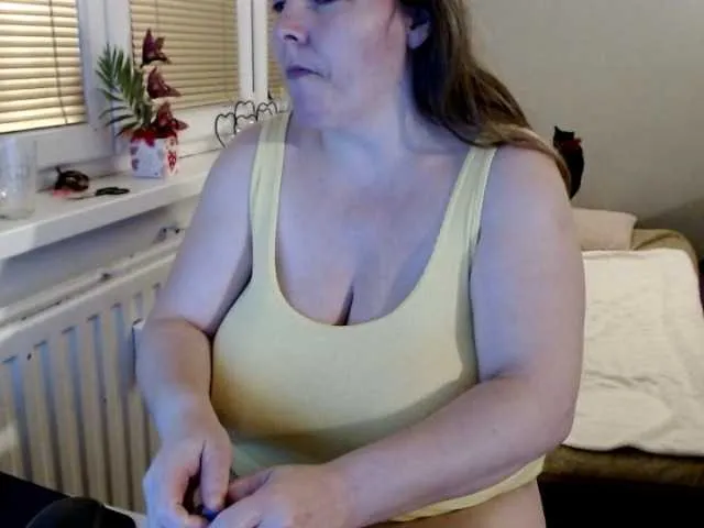 Live sex webcam photo for Bessy123 #241132209