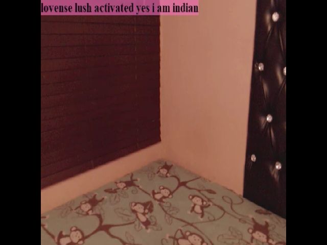 Live sex webcam photo for PARADISEQEEN #261863254