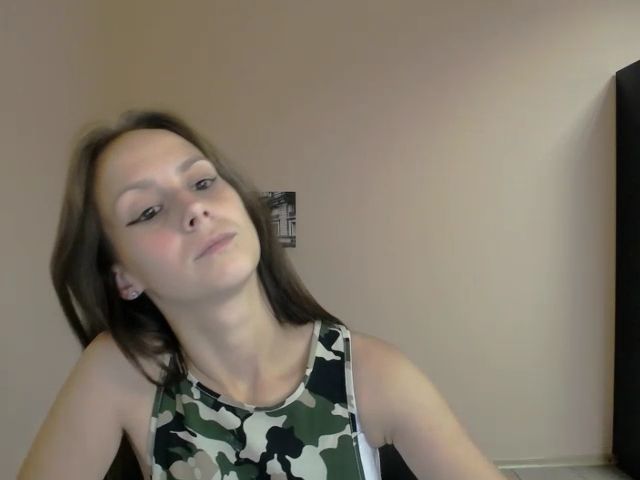 Live sex webcam photo for CuddliesNikki #260299893