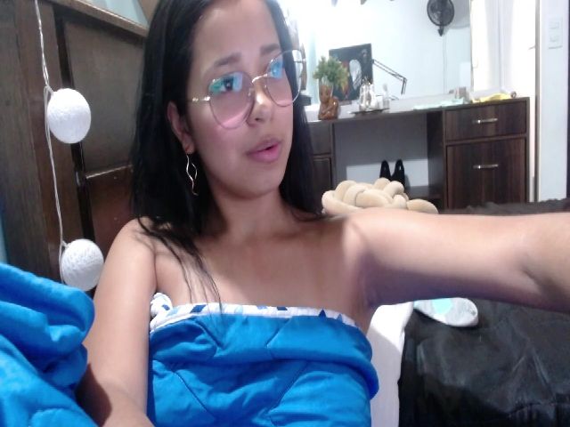 Live sex webcam photo for Gina_reid #261433541