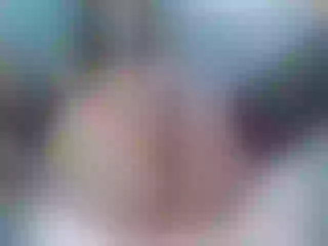 Live sex webcam photo for KianaAnna7 #261992533
